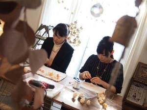 みや温泉で貝殻クラフトアート